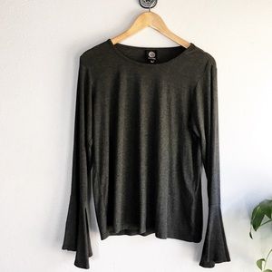 Bobeau Gray ribbed long sleeve
